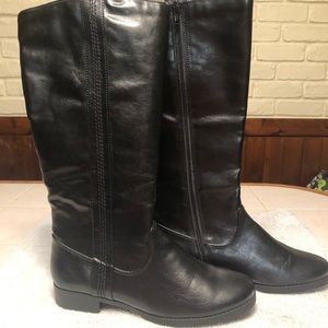 Women’s Black Boots